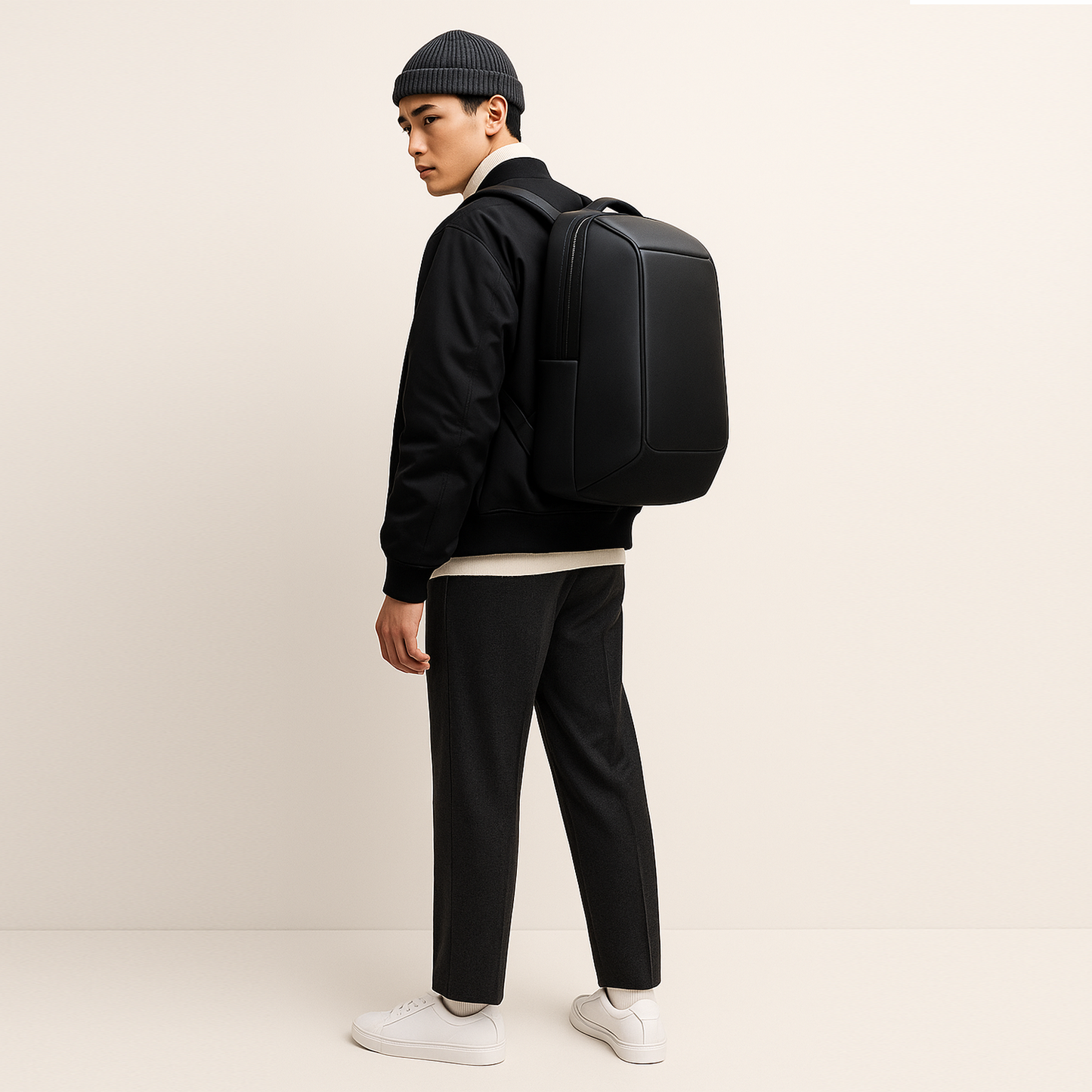 THE POWER HOUSE BACKPACK | BLACK