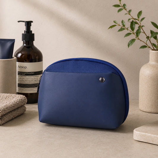 THE TRAVELMATE | NAVY